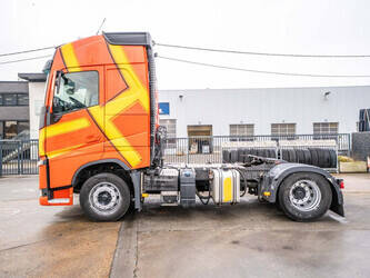 2016-volvo-fh-420-1412742-45283563