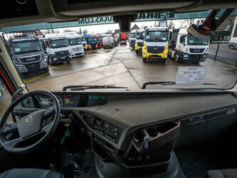 2016-volvo-fh-420-1412742-45283568