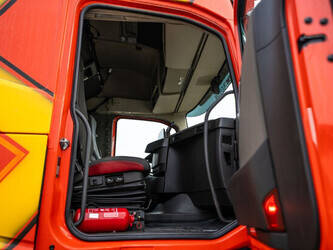 2016-volvo-fh-420-1412742-45283575