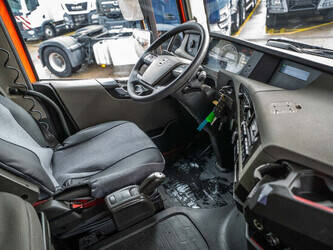 2016-volvo-fh-420-1412742-45283579