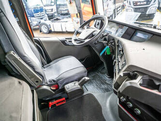 2016-volvo-fh-420-1412745-45283640