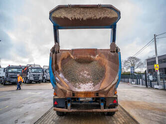 2009-robuste-kaiser-s3302v-45283679