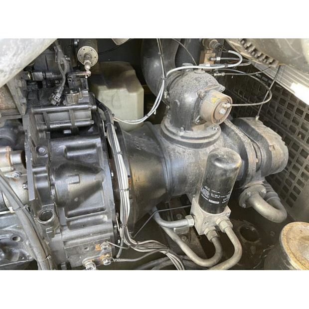 2011 Kaeser M 122 - N-45284806