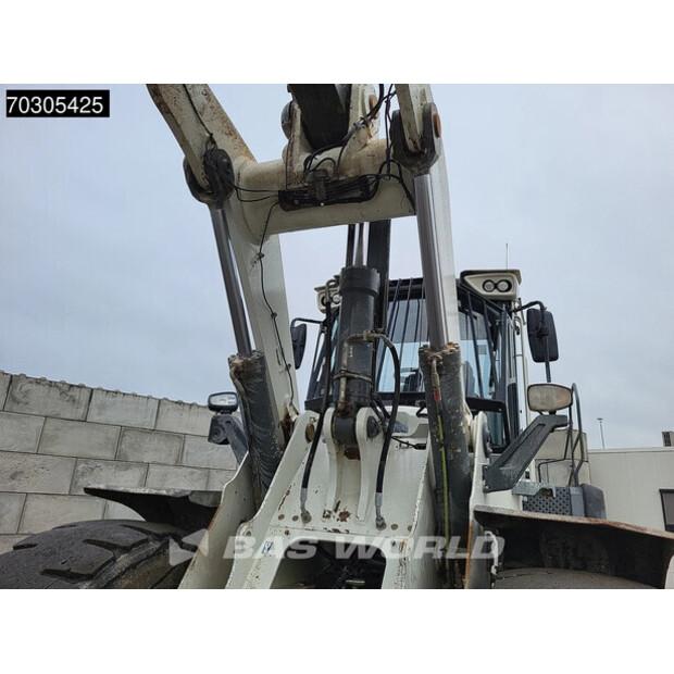 2021 Liebherr L566-45284820