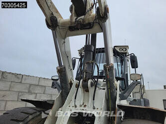 2021-liebherr-l566-45284820