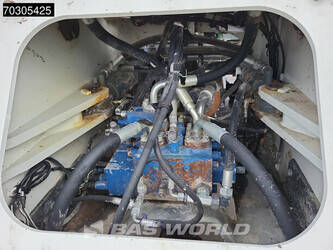 2021-liebherr-l566-45284842