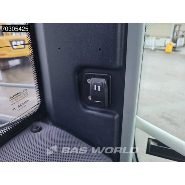 2021 Liebherr L566-45284864