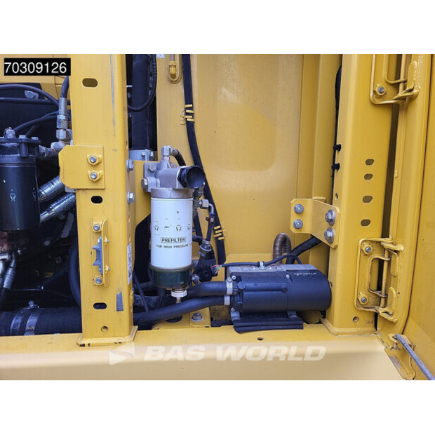 2014 كوماتسو PC240LC-10-45284994