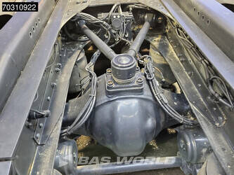 2015-man-tgs-33-480-1412826-45285156