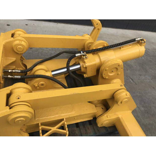 2025 Komatsu D41-45286061