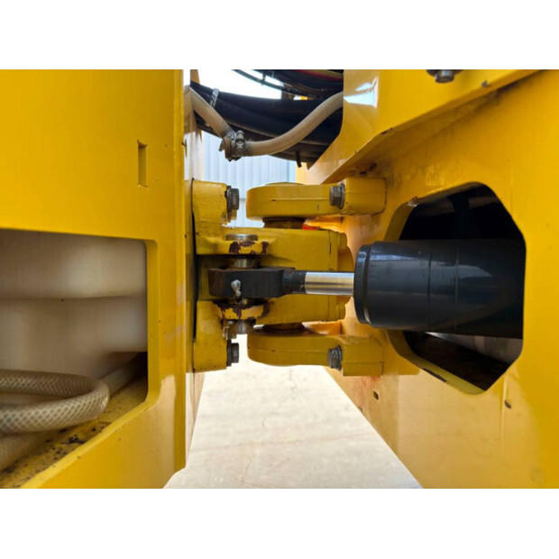 2016 BOMAG BW135AD-5-45286288