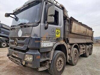 2012-mercedes-benz-3848-1412909-45286418