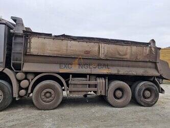 2012-mercedes-benz-3848-1412909-45286419