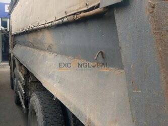 2014-mercedes-benz-3848-1412910-45286430