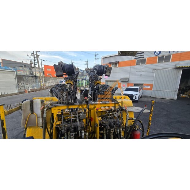 2000 Atlas Copco BOOMER 282-45286650