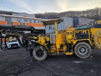 2000-atlas-copco-boomer-282-45286659