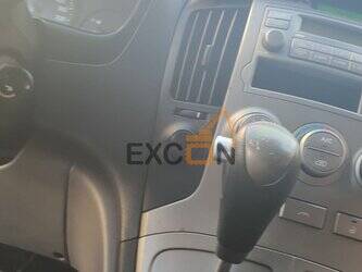 2010-hyundai-grand-starex-45286661