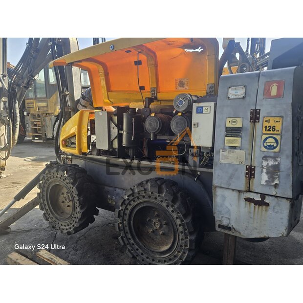 2011 اطلس كوبكو ROC T15-45286722