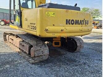 komatsu-pc220-6-1412949-45286847