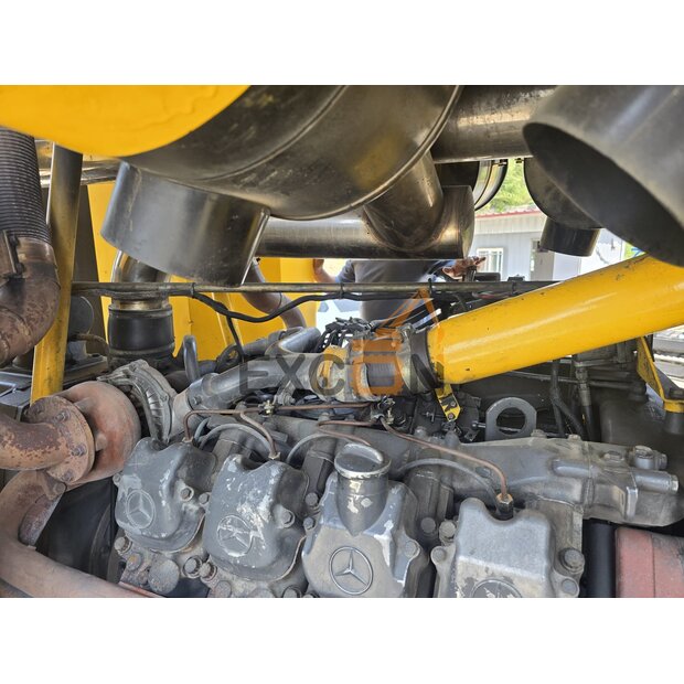 1994 Atlas Copco XRVS455-45287024