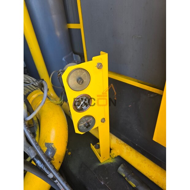 1994 اطلس كوبكو XRVS455-45287040