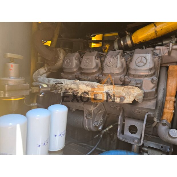 1994 اطلس كوبكو XRVS455-45287047