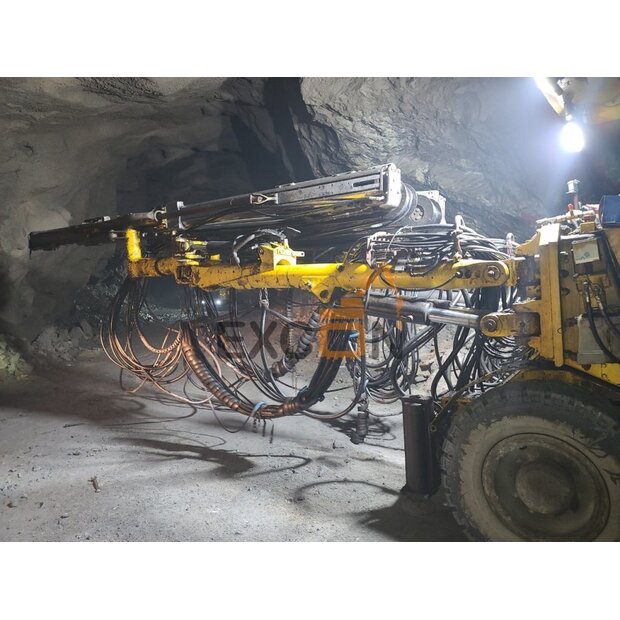 2003 اطلس كوبكو BOOMER 282-45287151