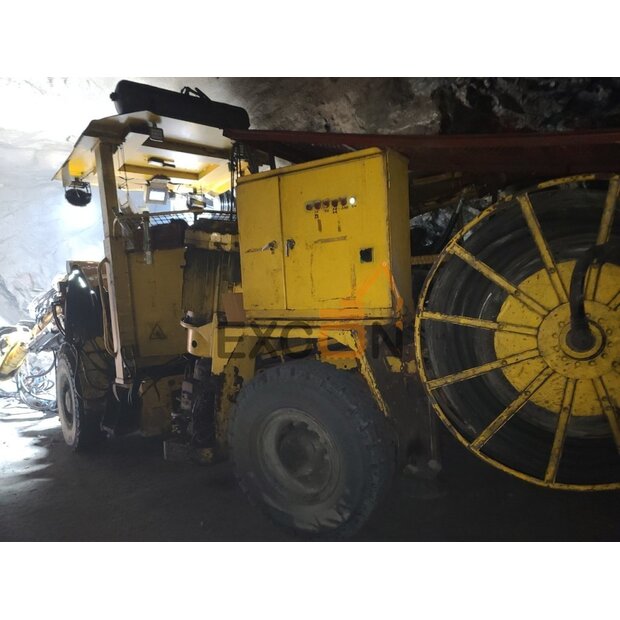 2003 اطلس كوبكو BOOMER 282-45287152