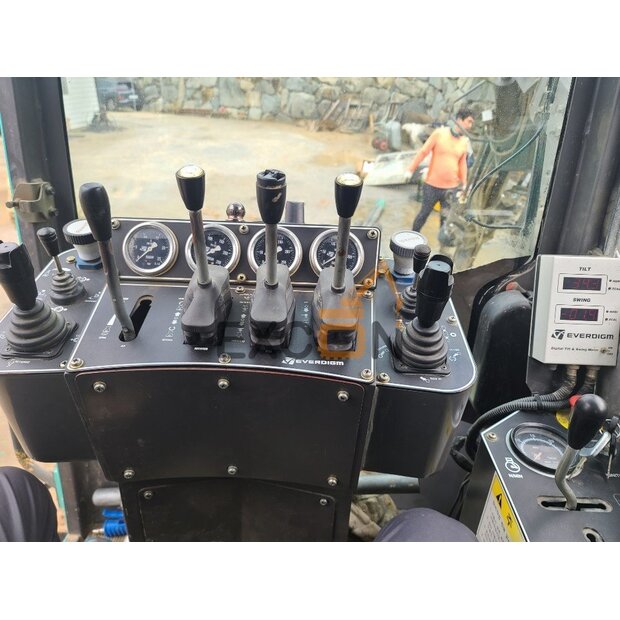 2013 إيفرديم ECD45-45287277