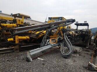 صورة ل جهاز حفر 2004 اطلس كوبكو ROCKET BOOMER L2C