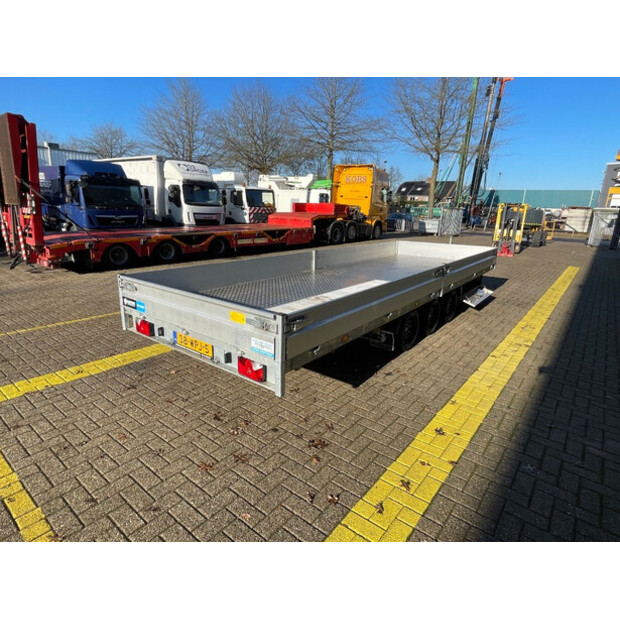 2025 هابرت Azure-45287540