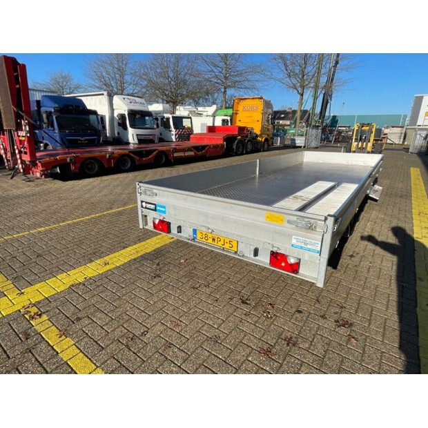 2025 هابرت Azure-45287541