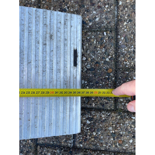 2025 هابرت Azure-45287547