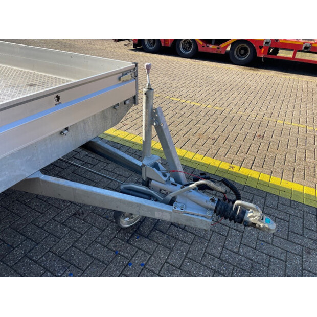 2025 هابرت Azure-45287551