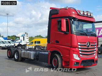 2014-mercedes-benz-actros-2548-1282608-45287586