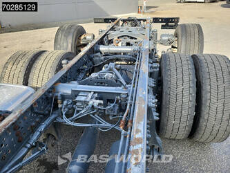 2014-mercedes-benz-actros-2548-1282608-45287595