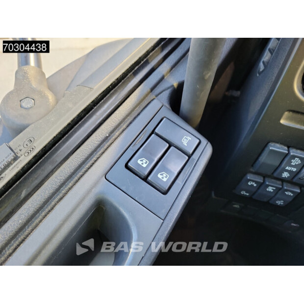 2020 Renault D210-45288270