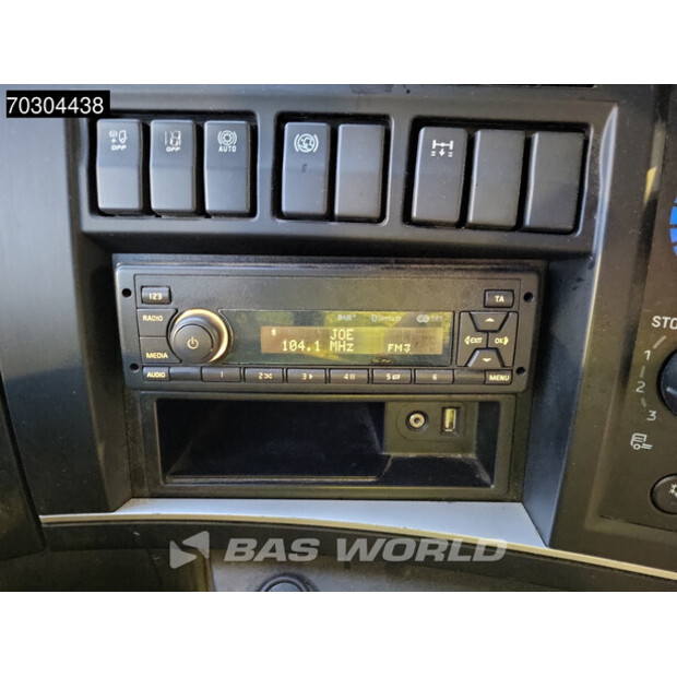 2020 Renault D210-45288274