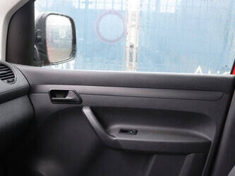 2015-volkswagen-caddy-1413052-45288965