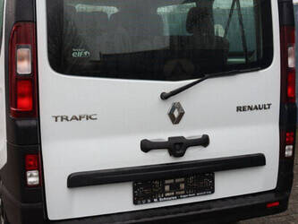 2019-renault-trafic-1413054-45289042