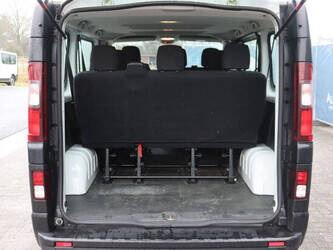 2019-renault-trafic-1413054-45289059