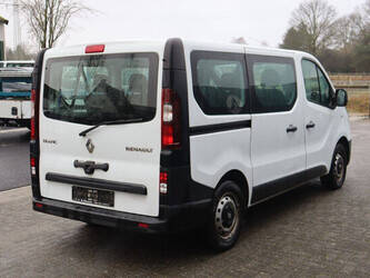 2019-renault-trafic-1413055-45289076