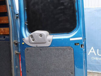 ford-transit-1413056-45289139