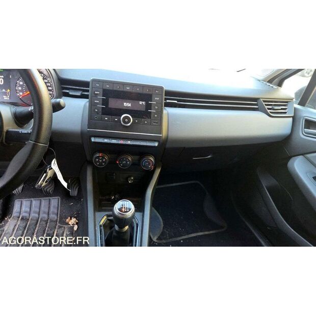 2020 Renault Clio-45303563