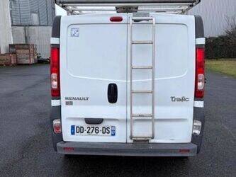 2014-renault-trafic-1413194-45303597