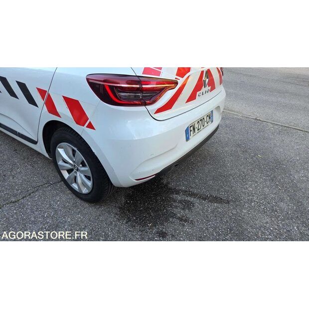 2020 Renault Clio-45303651