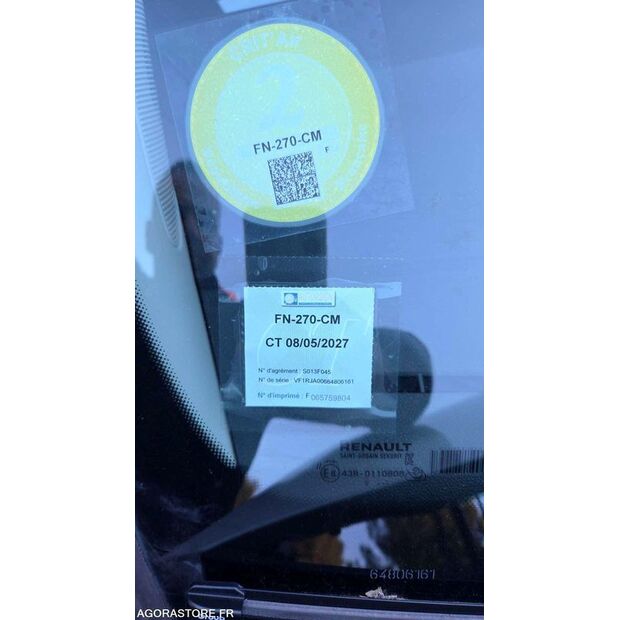 2020 Renault Clio-45303657