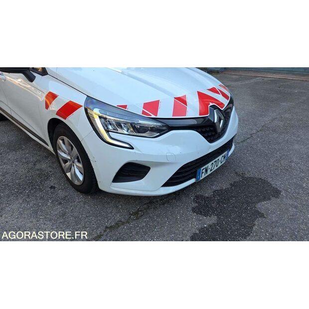2020 Renault Clio-45303659