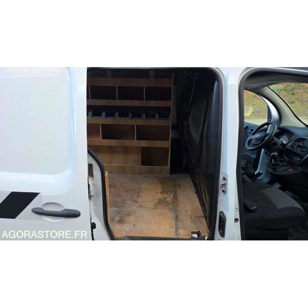 2021 Renault Kangoo-45303681