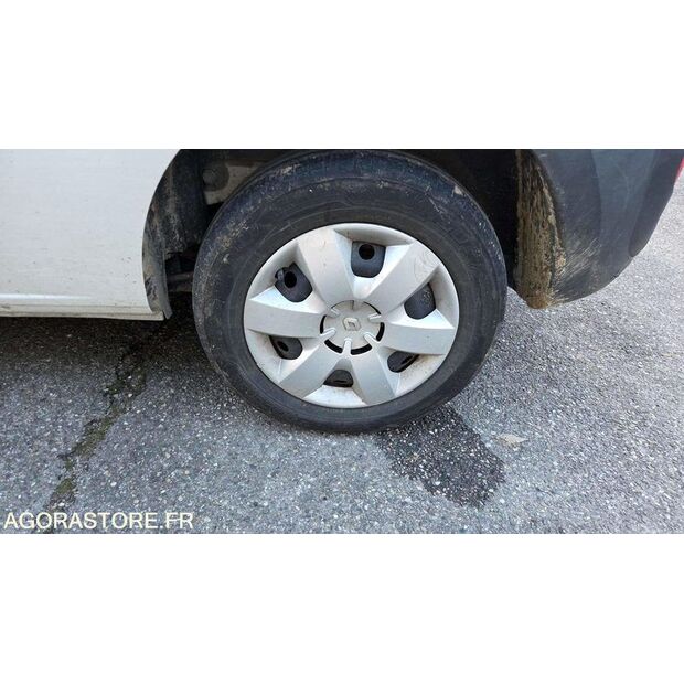 2021 Renault Kangoo-45303710